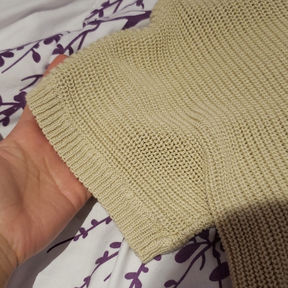 Textured Cream Top - Picture 4 of 16